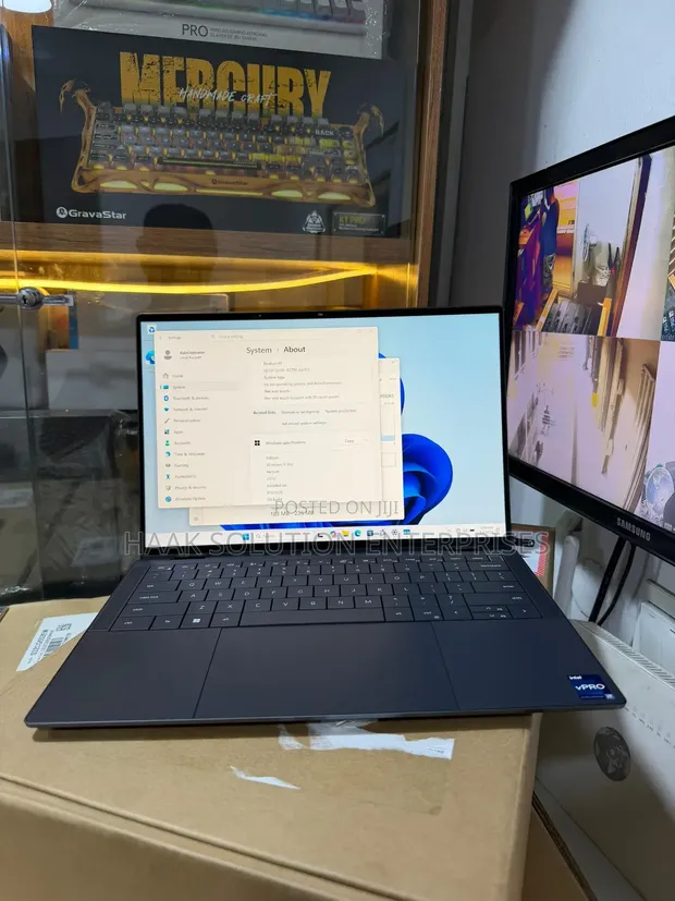 Dell Latitude 9440 2-in-1 Laptop - 32GB RAM, 512GB SSD - 1