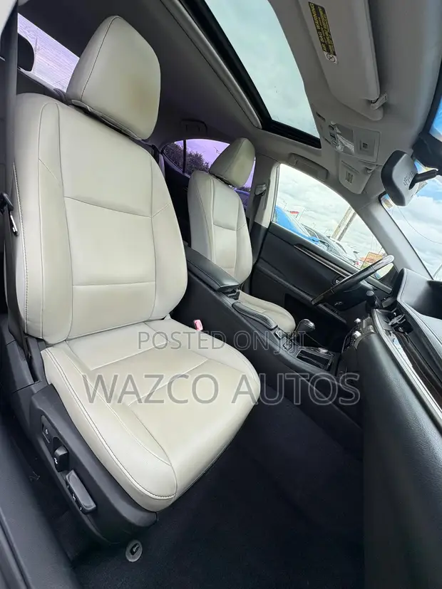 Lexus ES 2015 Black - 1