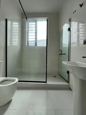 4 Bedroom Terrace Duplex don haya a Ikota