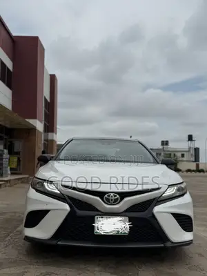 2019 Toyota Camry XSE V6 - White, Red Interior, Pano Roof
