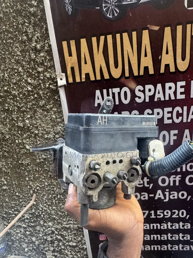 Toyota Yaris 2011 ABS Module - 1