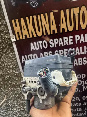Toyota Yaris 2011 ABS Module