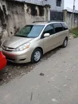 Toyota Sienna 2006 Zinariya - 1