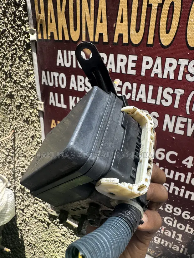 Toyota Yaris 2011 ABS Pump & Module - 1