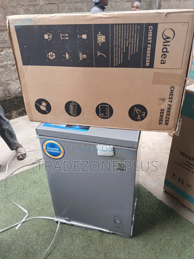 Midea 142L Chest Freezer D+ Cooling - 1