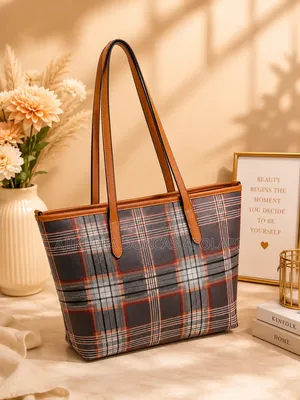 Beautiful Ladies Fashion Tote Bag - Spacious & Stylish