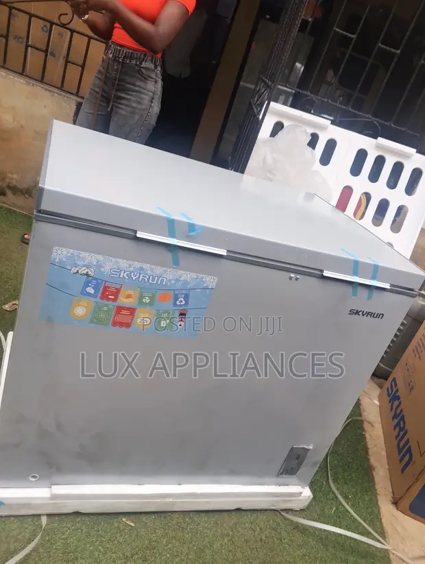 Skyrun 260L Chest Freezer - 1