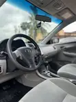 Toyota Corolla 2013 Silver - 2