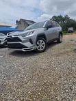 Toyota RAV4 LE AWD 2019 Silver - 2