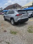 Toyota RAV4 LE AWD 2019 Silver - 4