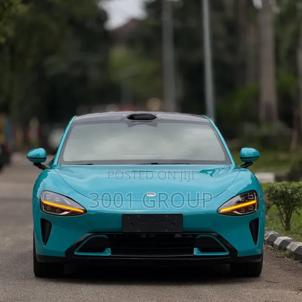 Xiaomi SU7 2025 Teal - 1