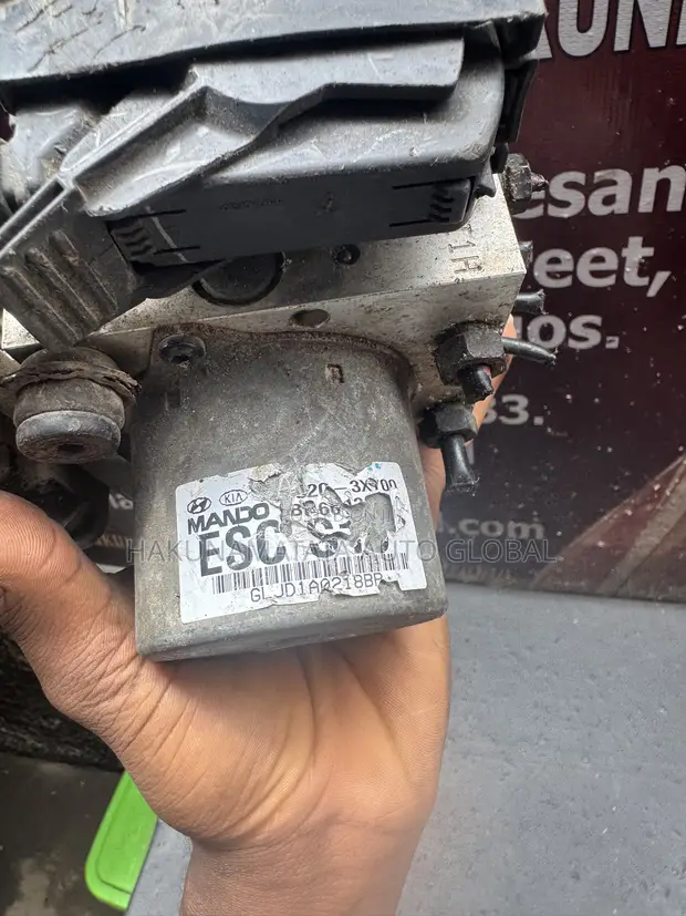 Hyundai Elantra ABS Pump/Module (2011-2013) - 1