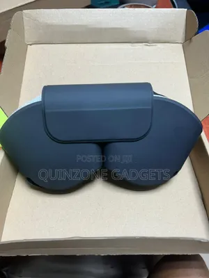 Apple Replacement OEM Smart Case for AirPods Max