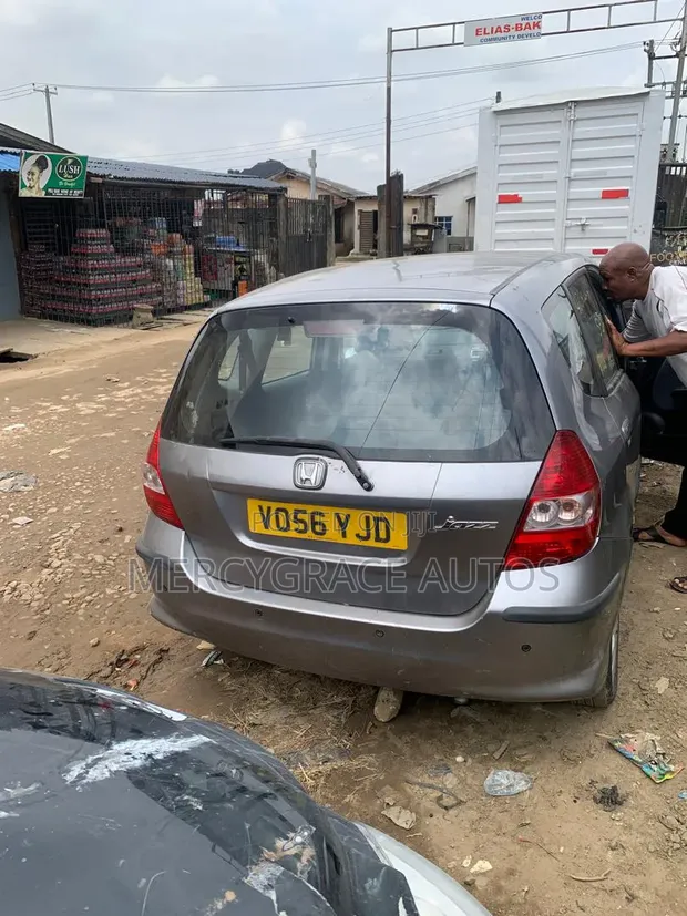 Honda Jazz 2005 Silver - 1