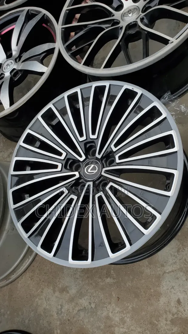 18 Inch Rim for Lexus - 1