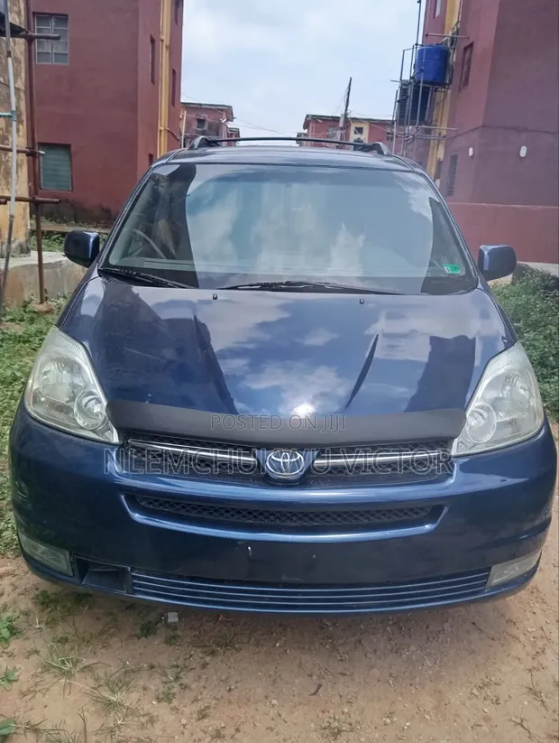Toyota Sienna XLE 2005 Blue - 1