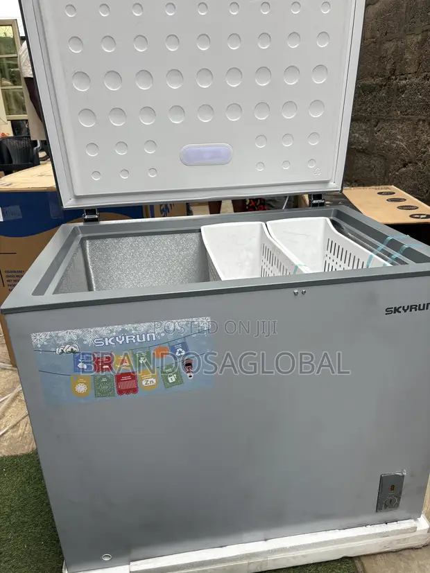 Skyrun BD-260A Chest Freezer - 260L - 1
