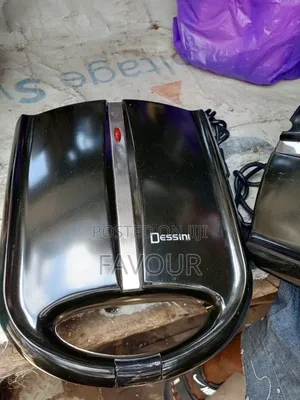 Dessini 4-Slice Toaster (Used, Black)