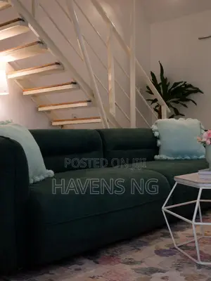 Wurin Zama Mai Kayan Kayan Kwanciya na Bedroom 1 a Ikoyi don Saka