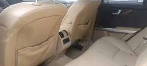 Mercedes-Benz GLK 350 2010 Maroon