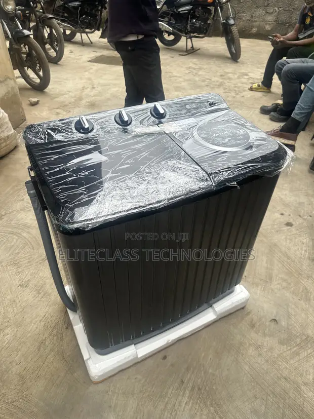 LG Jet Black Twin Tub Washing Machine - Model P800R3AGNC - 1