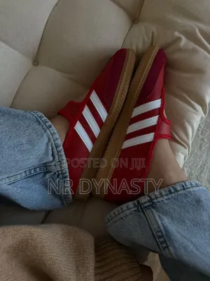 Adidas Samba Jajaye - Sabon Gaske, Cikin Kuti