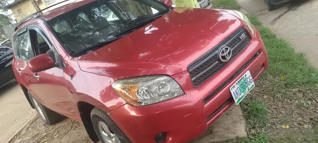 Toyota RAV4 2008 Red - 1