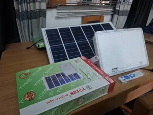 300W Super Bright Solar Floodlight with Remote