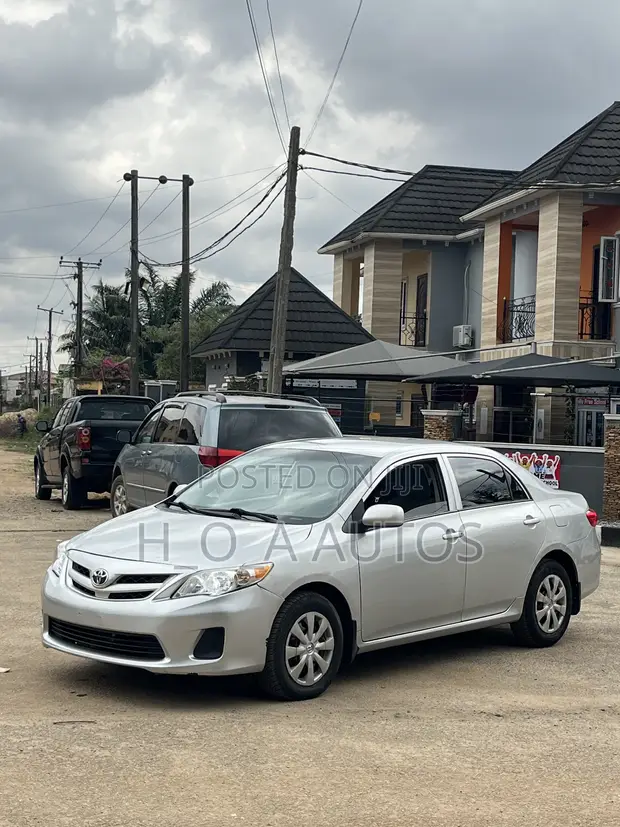 2013 Toyota Corolla LE Sedan - 1