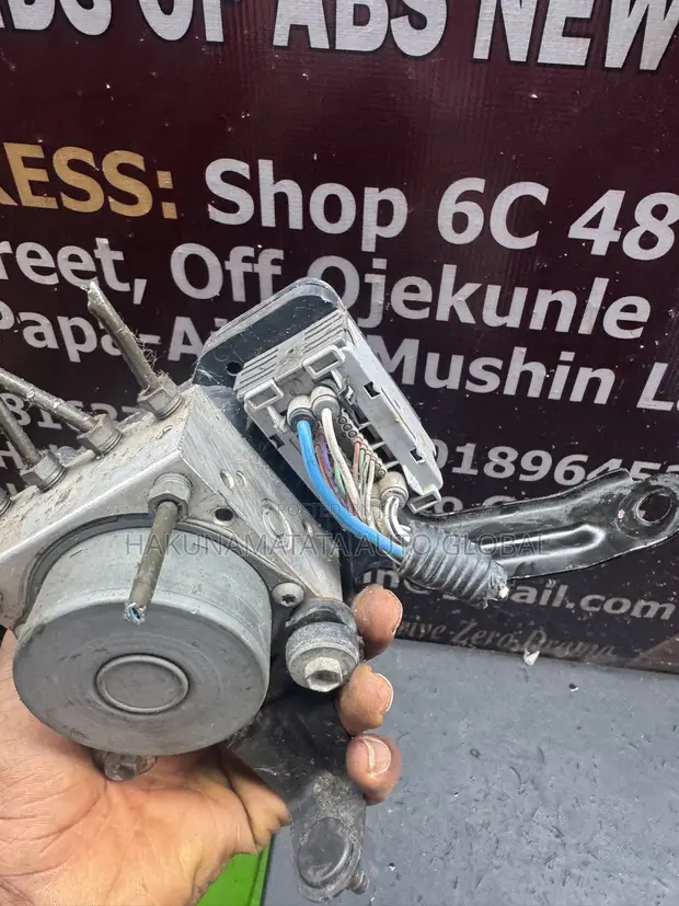 Toyota Corolla 2013 ABS Pump & Module - 1