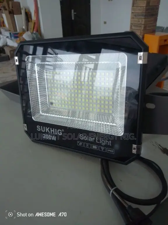 SUKHIG 200W Solar Flood Light for Commercial Use - 1