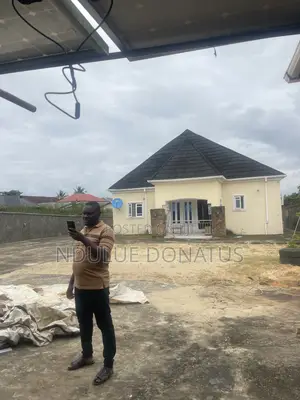 3 Bedroom Bungalow Cikakken Rarraba Akan Plot Daya