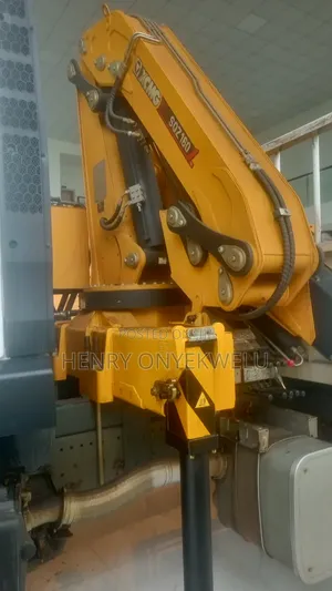 Sabon HOWO 8 Ton Self-Loader Truck (2026)