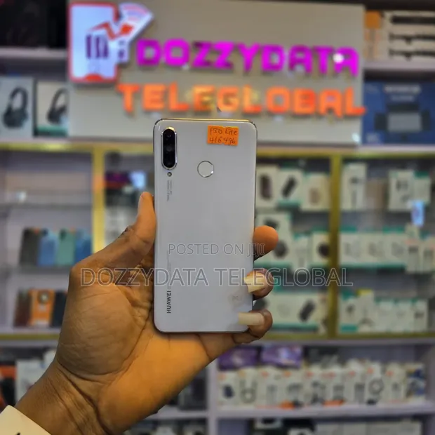 Huawei P30 Lite 128GB White (UK Used) - 1