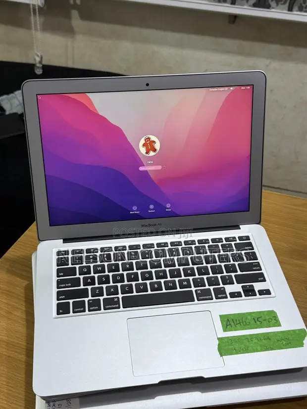 Apple MacBook Air 2013 13" 8GB RAM 128GB SSD - 1