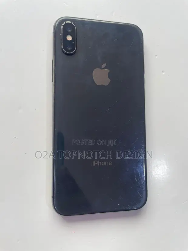 Apple iPhone X 64GB Black - 1
