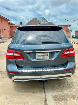 2014 Mercedes-Benz ML350 4MATIC SUV Blue