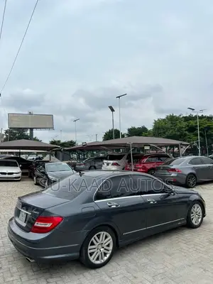 2010 Mercedes-Benz C300 Luxury 4Matic Sedan