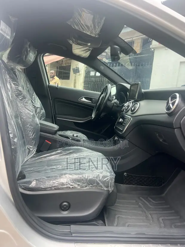 Mercedes-Benz GLA 250 2015 - Wadda Aka Yi Amfani Dashi - 1