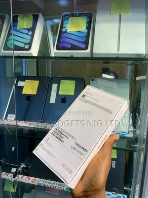New Apple iPhone 16 Pro Max 256GB Graphite