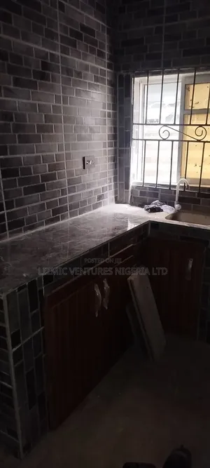 Gidan Kwana 2 don Sawa a Isuti, Ikotun/Igando