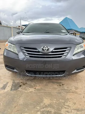 2009 Toyota Camry LE Sedan - Foreign Used