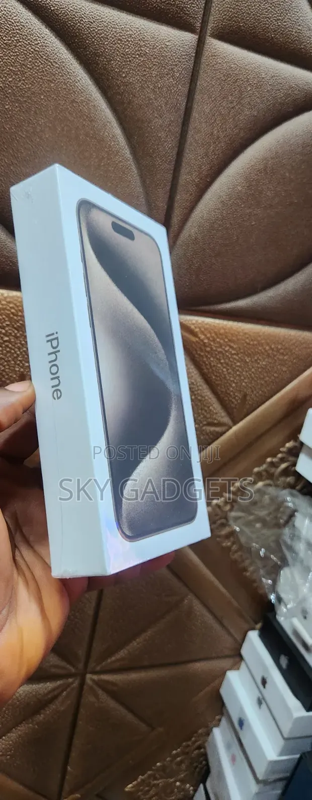 New Apple iPhone 15 Pro Max 256GB - 1