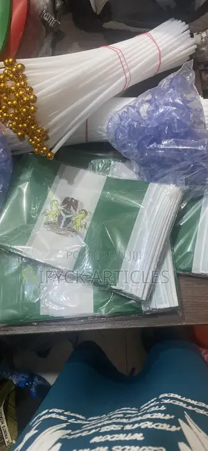 Nigeria Hand Flags (Pack of 100)
