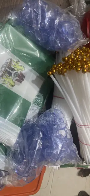 Tutocin hannun Najeriya (Akwatin 100)