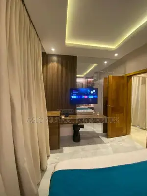 Gidan Kwana 1-Bedroom Mai Girma a Lekki Phase 1