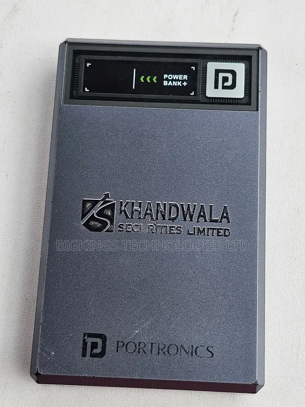 Portronics Luxcell MagClick Magnetic Wireless 10000mAh Power Bank - 1