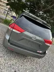 Toyota Sienna 2013 Grey - 3