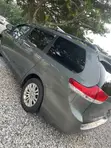Toyota Sienna 2013 Grey - 5