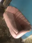 Kujerar Sofa Don Siyarwa - An Riga An Yi Amfani Da Ita - 2